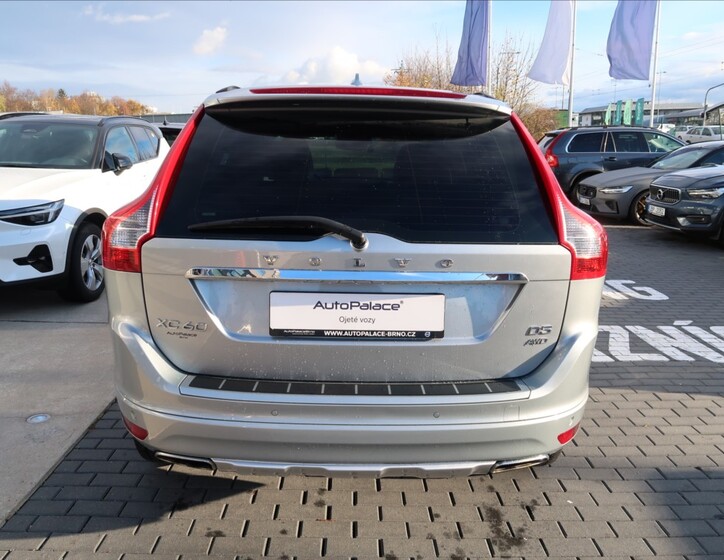 Volvo XC60 6