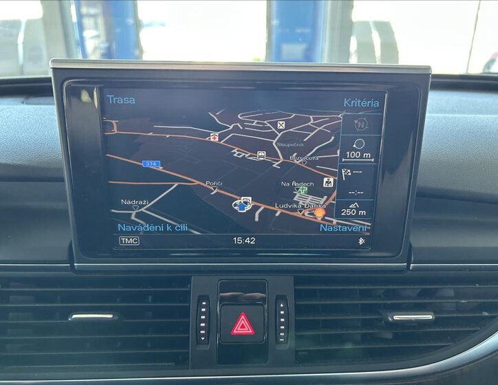 Audi A6 Sedan / Limuzína 3,0 l 230 kw