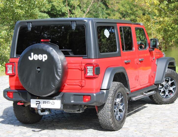 Jeep Wrangler 2