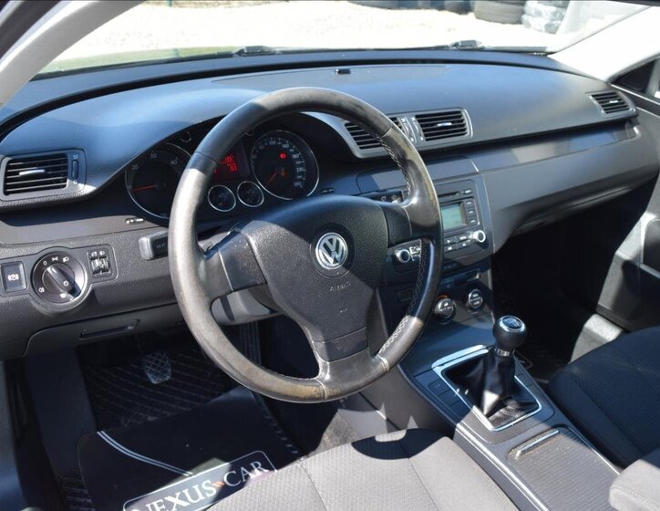 Volkswagen Passat Kombi 1,9 l 77 kw