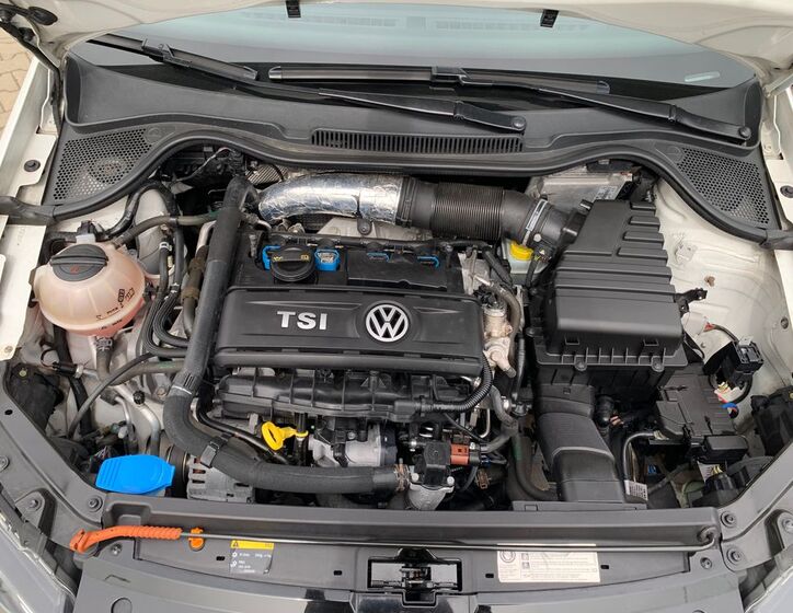 Volkswagen Polo 22