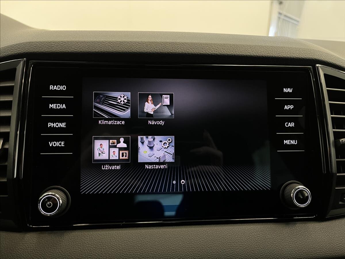 Škoda Karoq SUV 1,5 l 110 kw