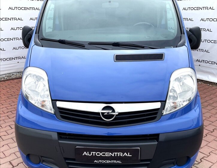 Opel Vivaro MPV 2,5 l 107 kw