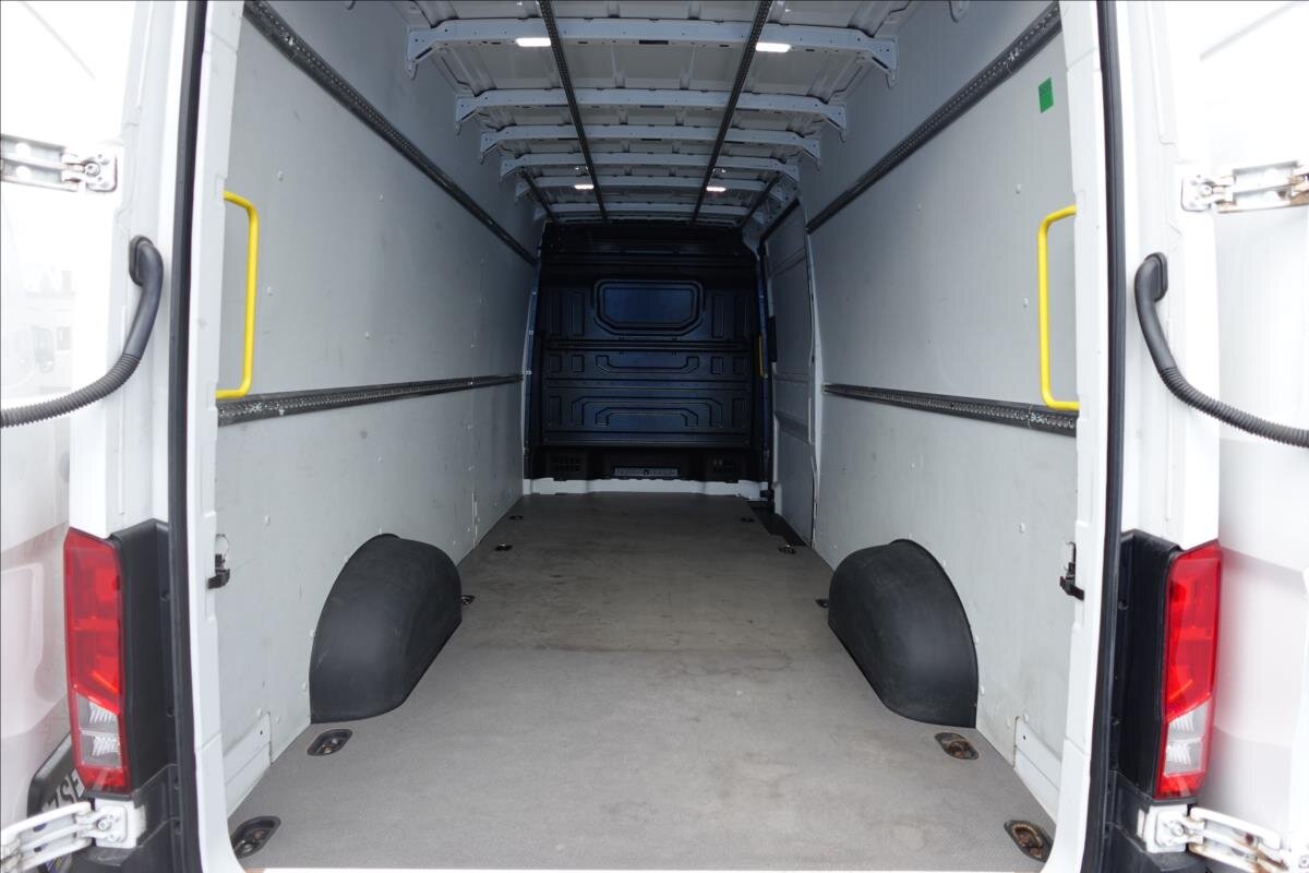 Volkswagen Crafter Ostatní 2,0 l 103 kw