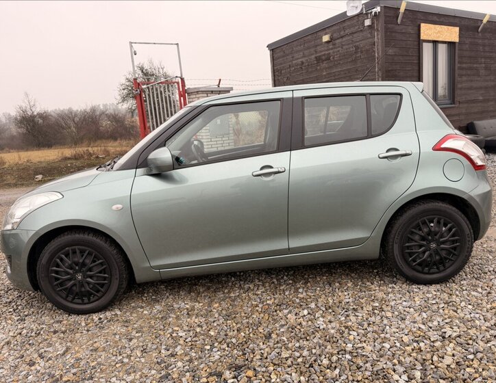 Suzuki Swift Hatchback 1,2 l 69 kw