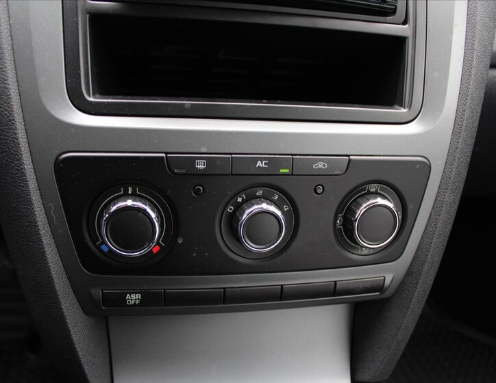 Škoda Octavia Liftback 1,6 l 77 kw