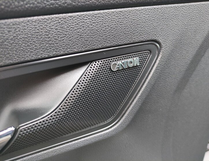 Škoda Karoq SUV 1,5 l 110 kw