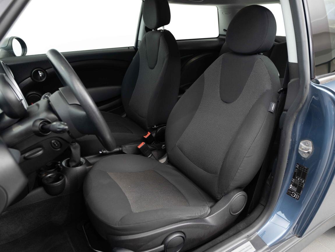 Mini Cooper Hatchback 1,4 l 70 kw