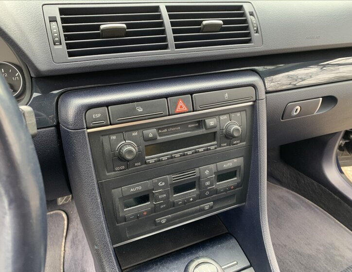 Audi A4 Sedan / Limuzína 1,9 l 74 kw