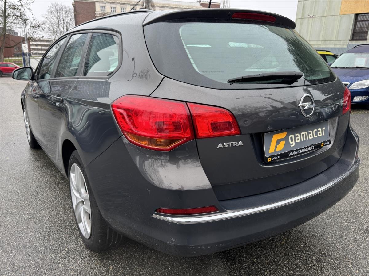 Opel Astra Kombi 1,4 l 103 kw