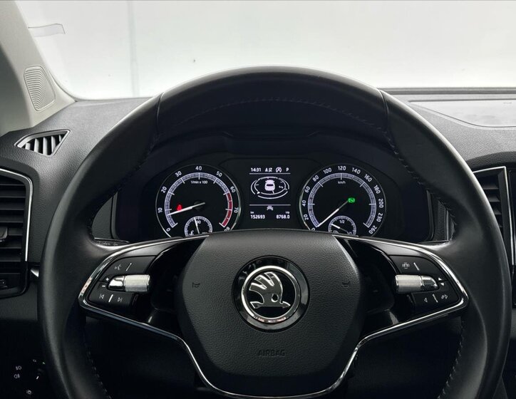 Škoda Karoq SUV / Terénní 1,5 l 110 kw