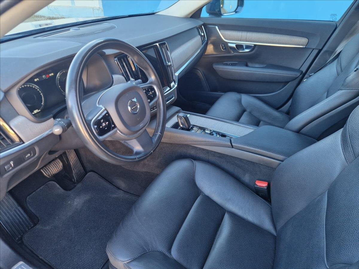 Volvo V90 Kombi 2,0 l 145 kw