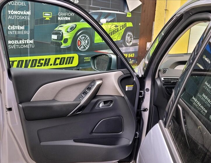 Citroën Grand C4 Picasso MPV 1,6 l 121 kw