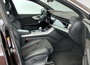 Audi Q8 SUV / Terénní 3,0 l 250 kw