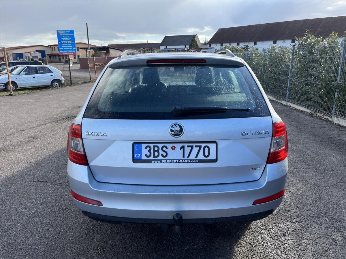 Škoda Octavia Kombi 1,6 l 77 kw