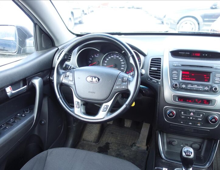 KIA Sorento SUV / Terénní 2,2 l 145 kw
