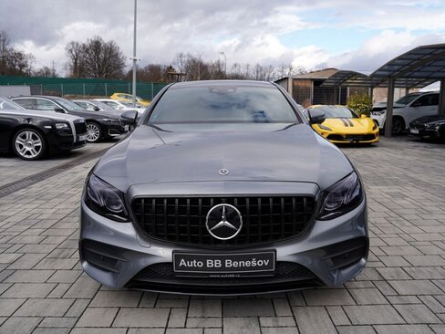 Mercedes-Benz Třídy E Sedan 2,0 l 143 kw