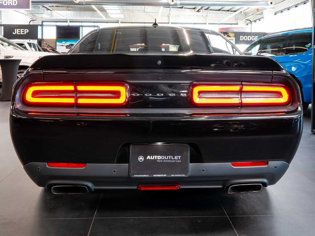 Dodge Challenger Kupé 6,4 l 362 kw