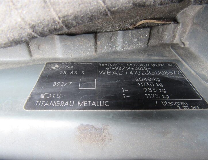 BMW Řada 5 Sedan / Limuzína 2,5 l 141 kw