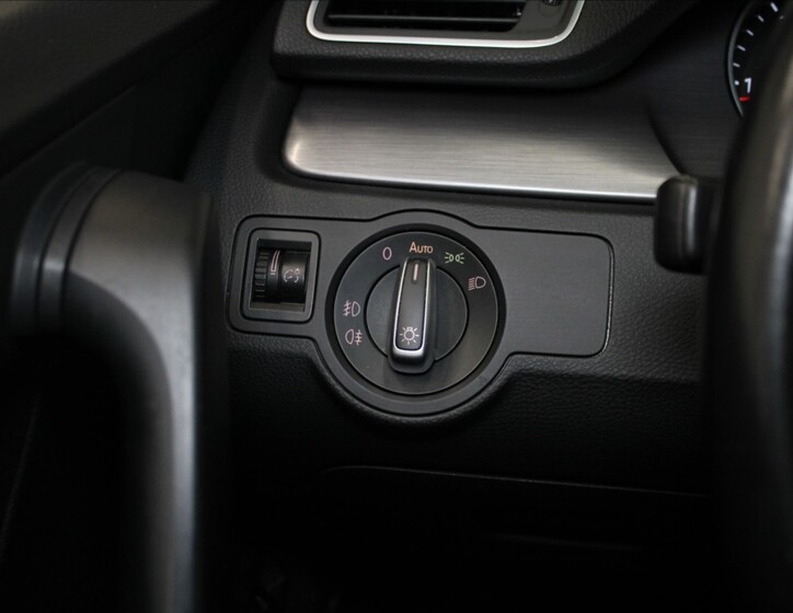 Volkswagen Passat 14