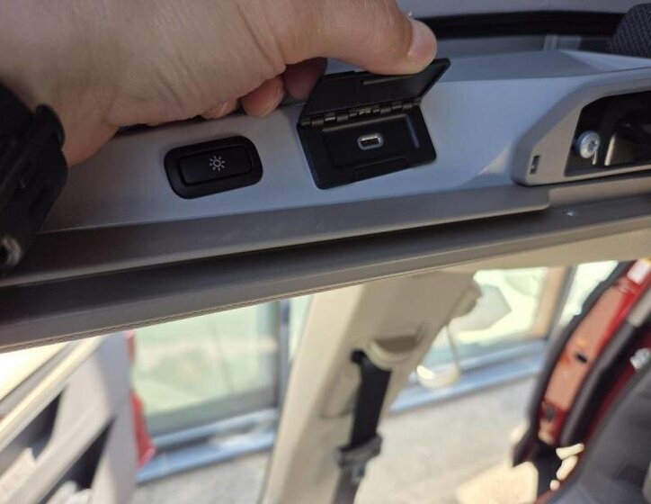 Volkswagen California VAN-Minibus 2,0 l 110 kw