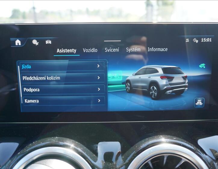 Mercedes-Benz GLA 23