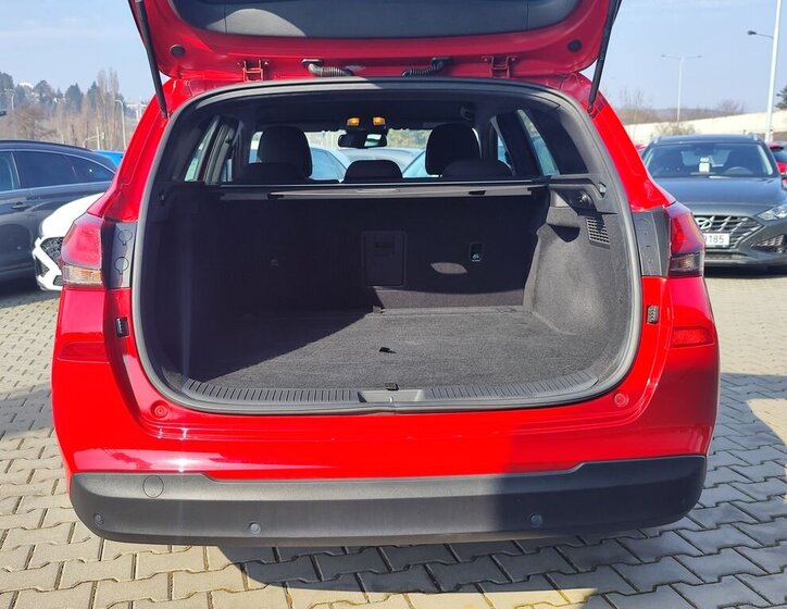 Hyundai i30 Kombi 1,4 l 103 kw