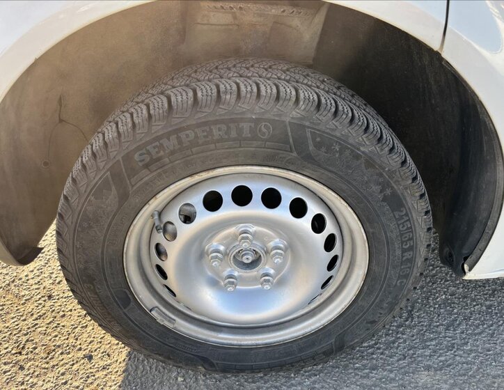 Volkswagen Transporter Valník 1,9 l 75 kw