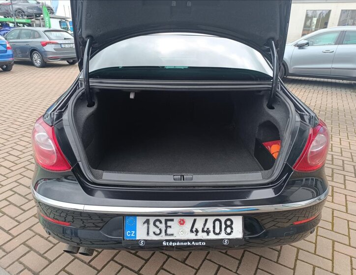 Volkswagen Passat CC Sedan / Limuzína 2,0 l 103 kw