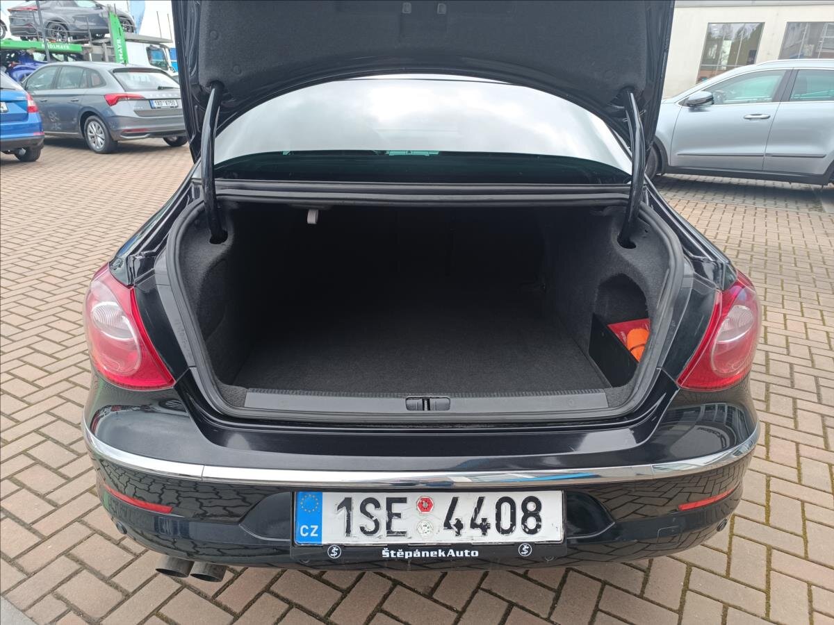 Volkswagen Passat CC Sedan / Limuzína 2,0 l 103 kw