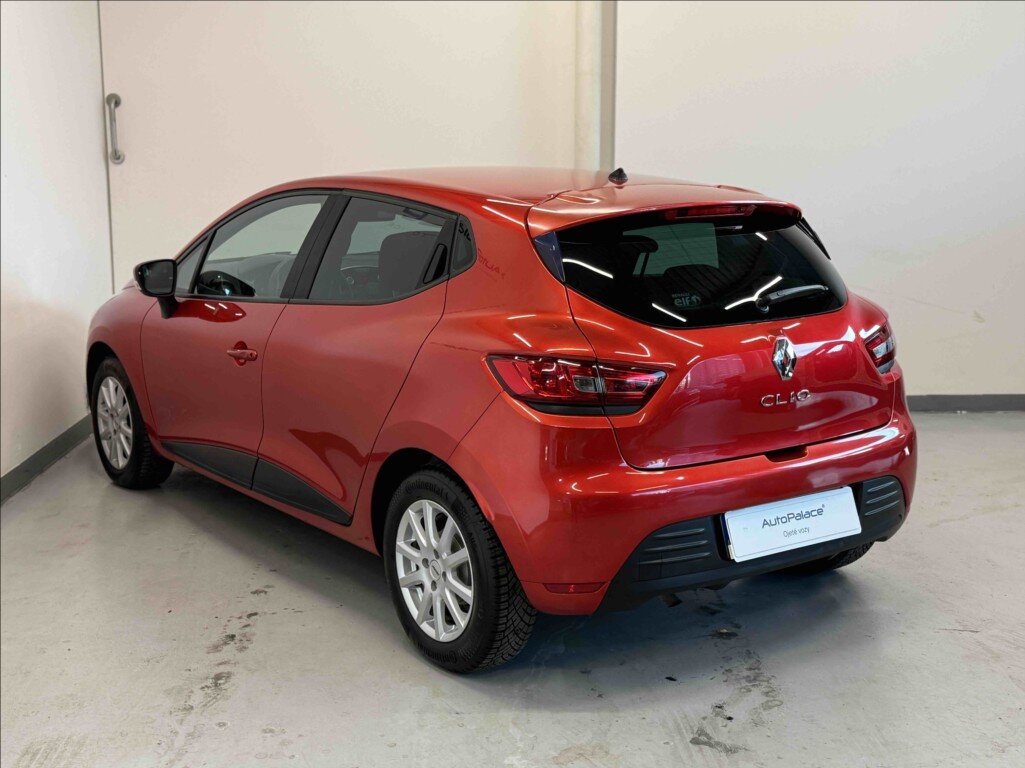 Renault Clio Hatchback 1,1 l 54 kw