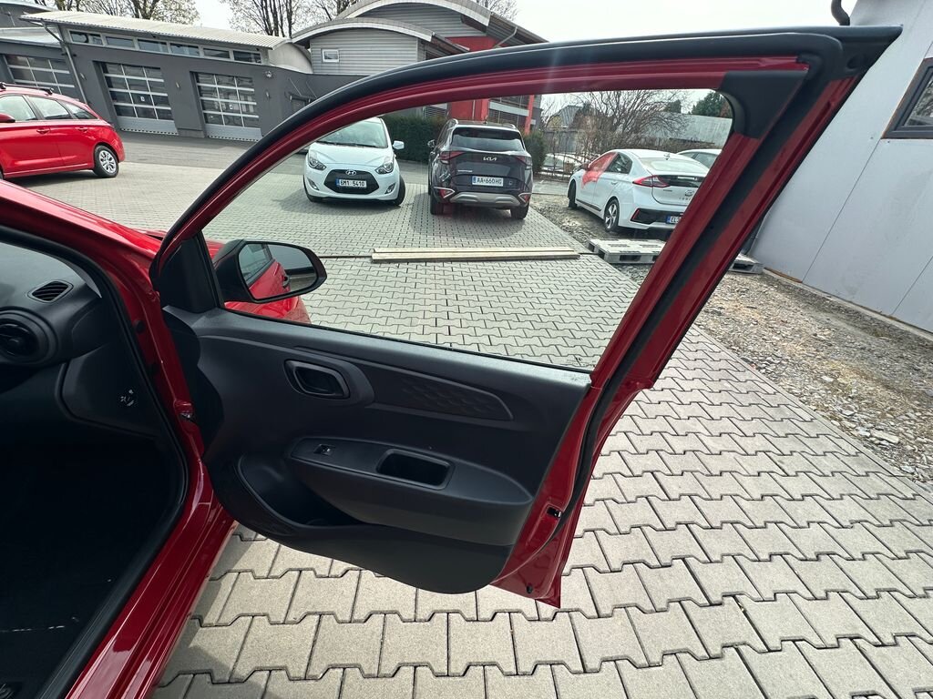 Hyundai i10 Hatchback 998,0 46 kw