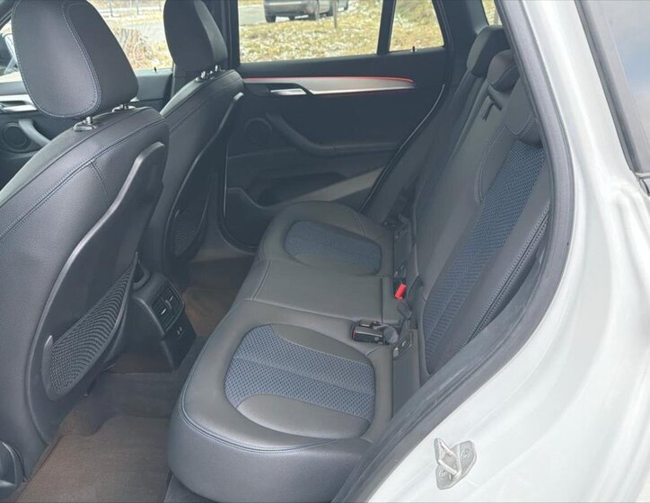 BMW X1 Kombi 2,0 l 140 kw