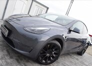 Tesla Model Y SUV / Terénní 0,0 378 kw