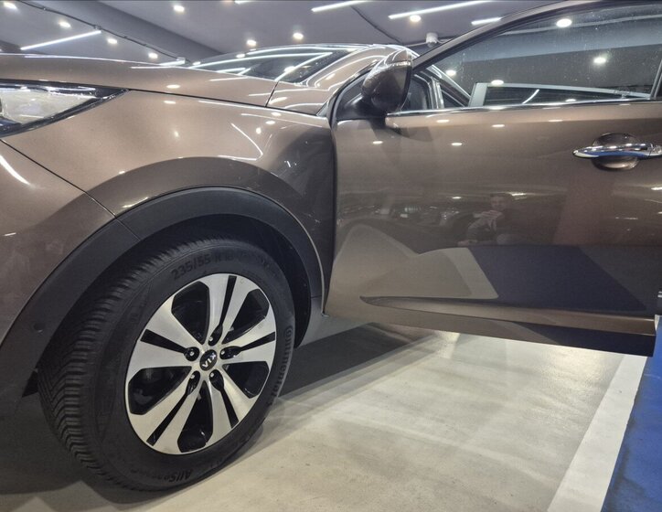 KIA Sportage SUV / Terénní 2,0 l 120 kw