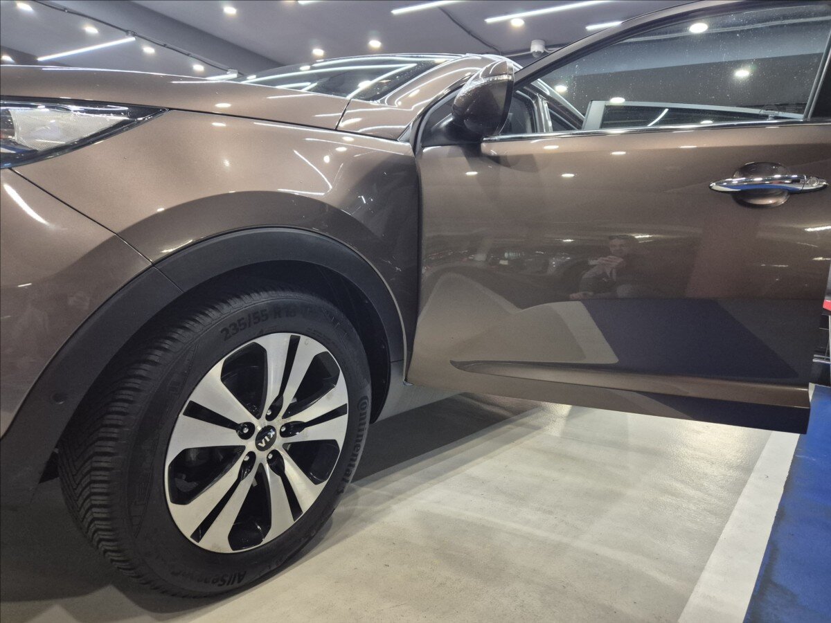 KIA Sportage SUV / Terénní 2,0 l 120 kw