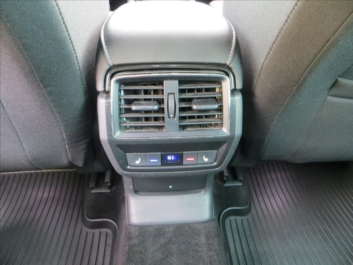 Škoda Karoq SUV 2,0 l 110 kw