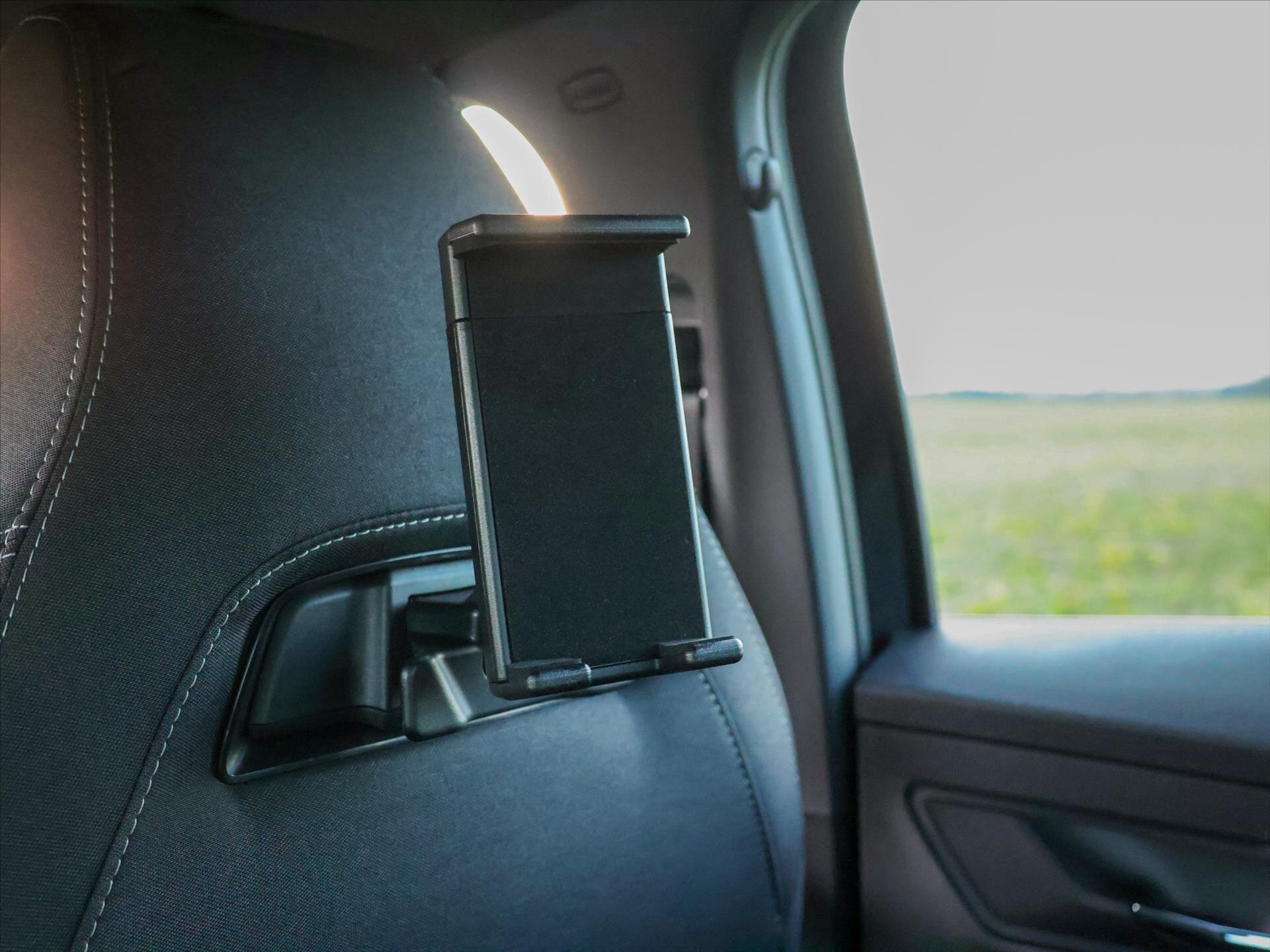 Škoda Karoq SUV / Terénní 2,0 l 110 kw