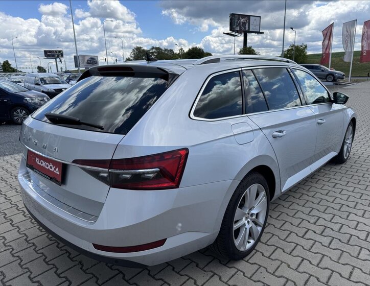 Škoda Superb 2