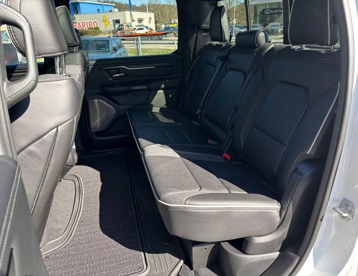 Dodge RAM Pick-up 3,0 l 403 kw