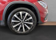 Mercedes-Benz GLA SUV 1,3 l 120 kw