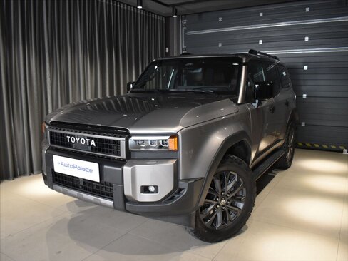 Toyota Land Cruiser SUV / Terénní 2,8 l 151 kw