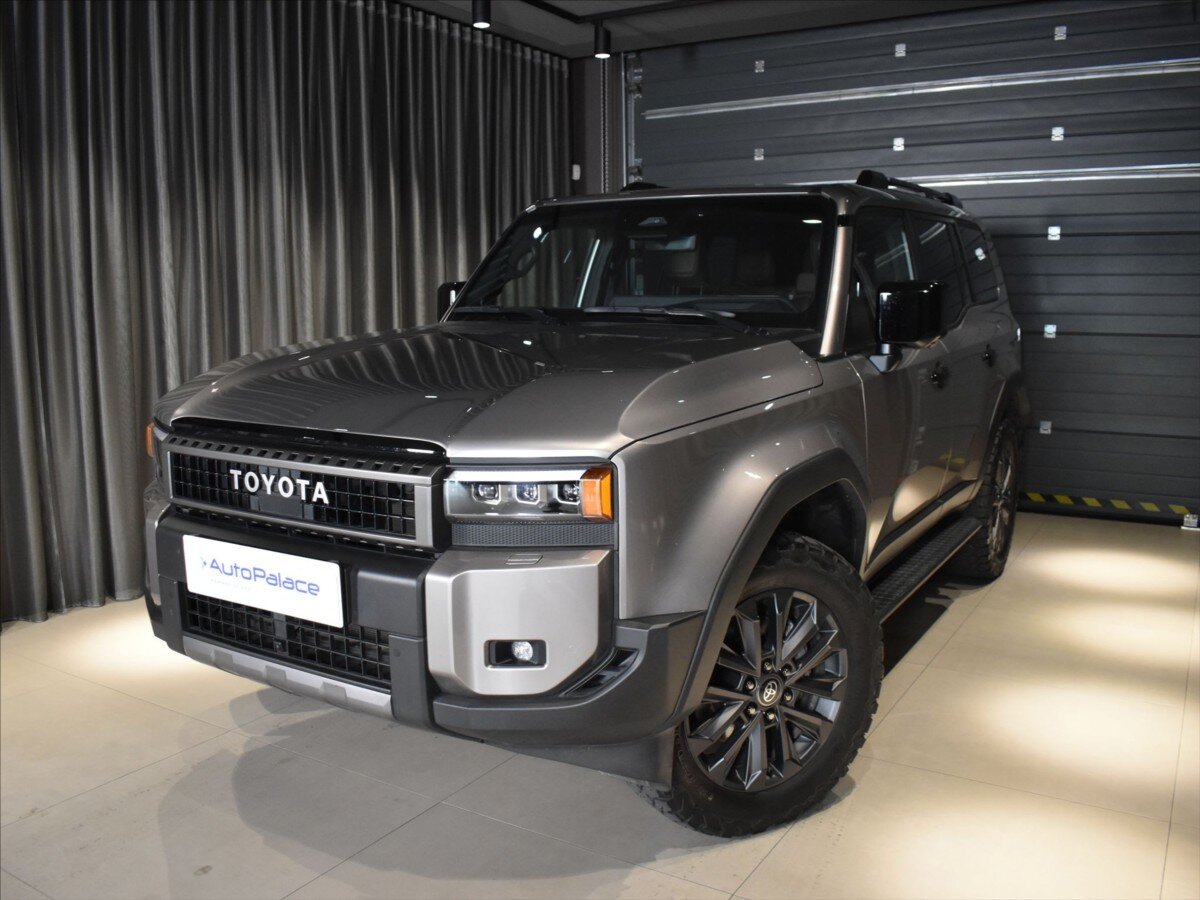 Toyota Land Cruiser SUV / Terénní 2,8 l 151 kw