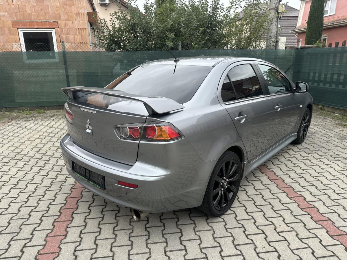 Mitsubishi Lancer