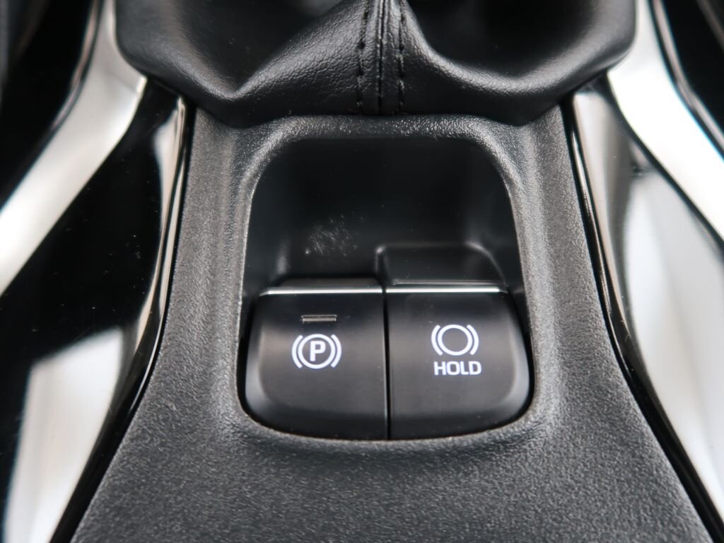 Toyota Corolla Sedan / Limuzína 1,5 l 92 kw