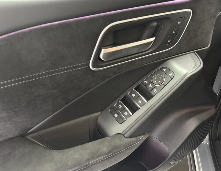 Nissan Qashqai SUV / Terénní 1,3 l 116 kw