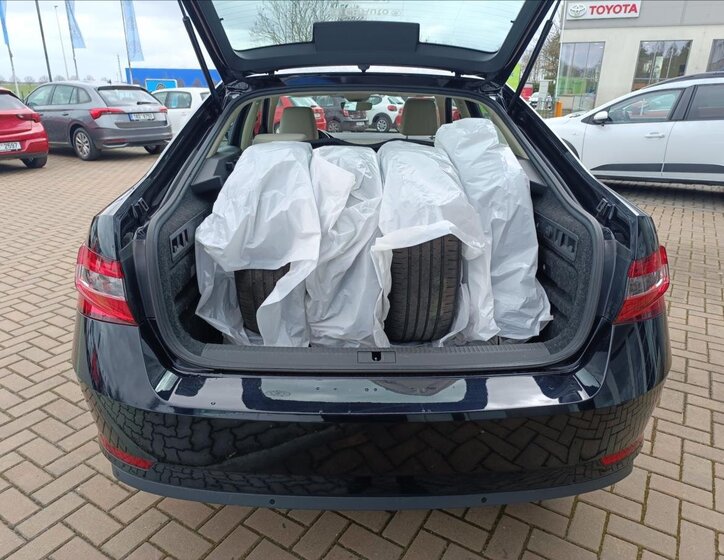 Škoda Superb Liftback 2,0 l 110 kw