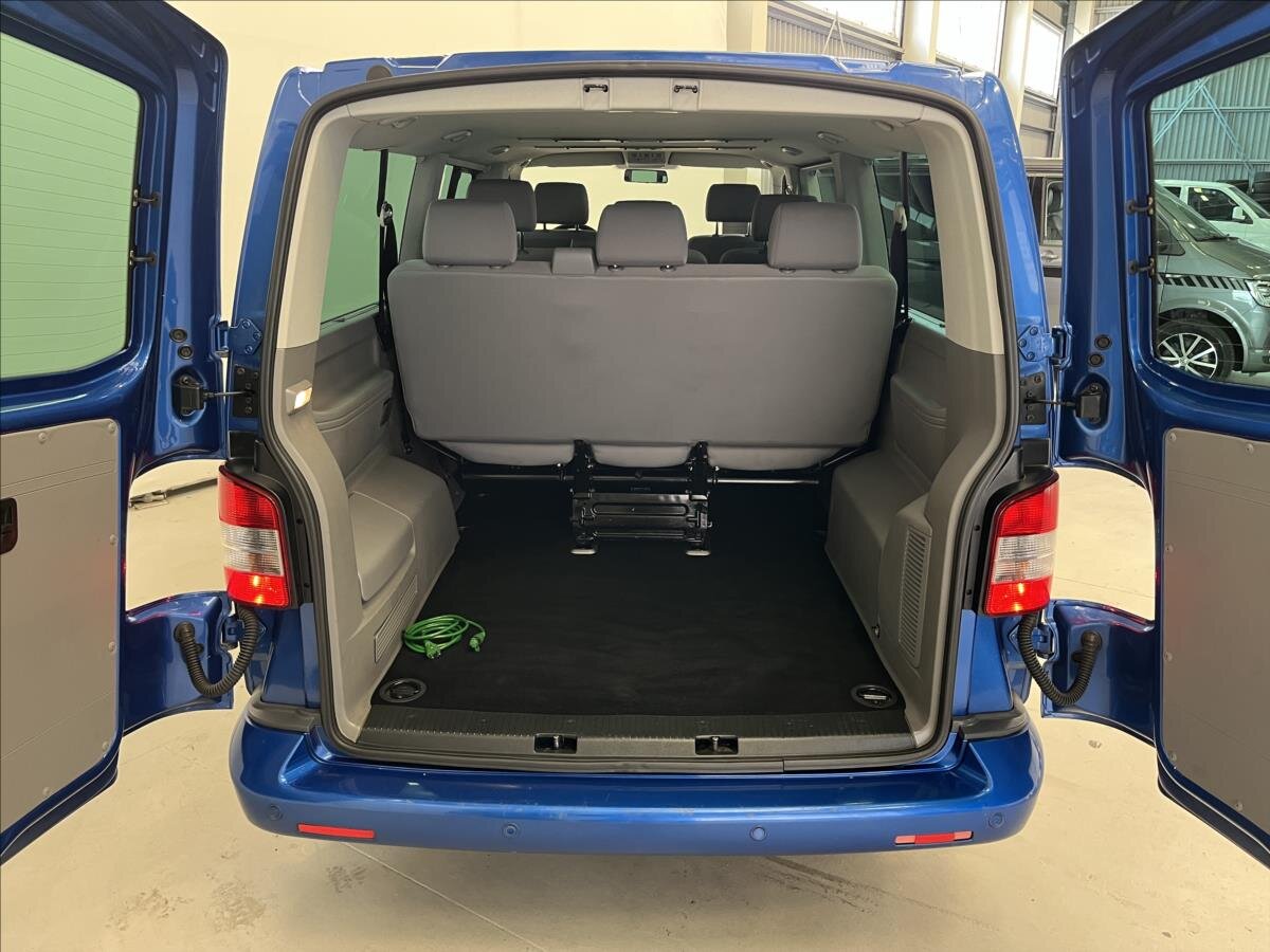 Volkswagen Caravelle Kombi 2,0 l 85 kw