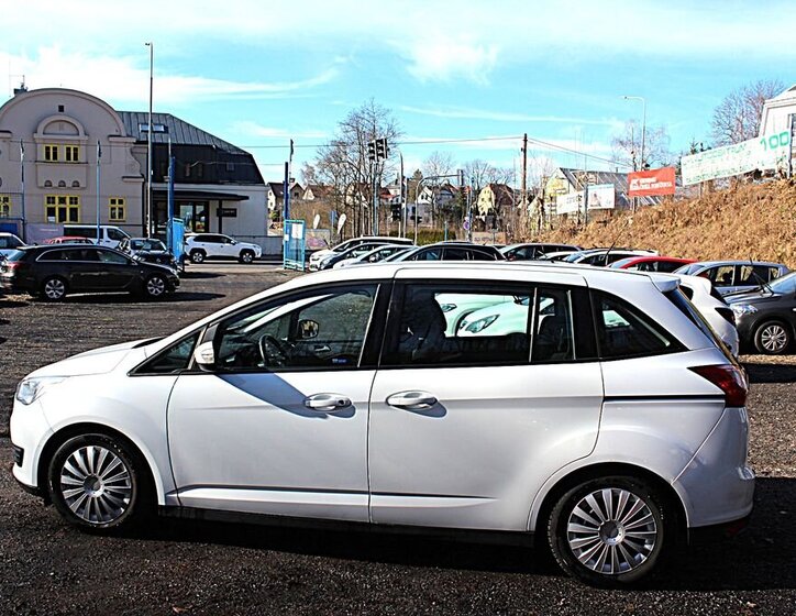 Ford Grand C-MAX MPV 999,0 74 kw