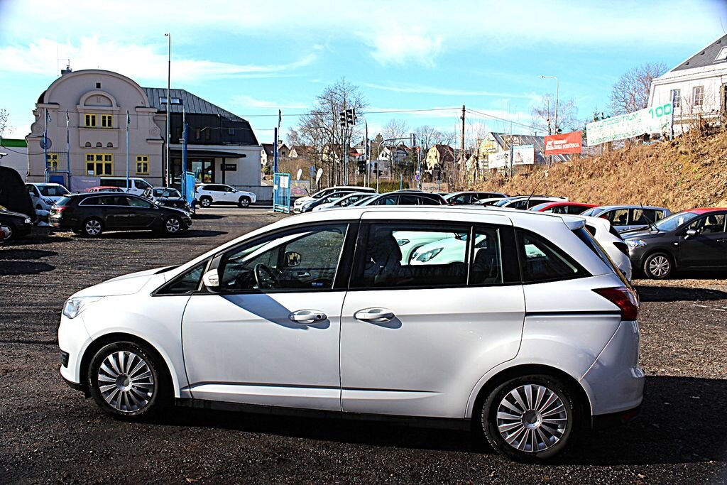 Ford Grand C-MAX MPV 999,0 74 kw